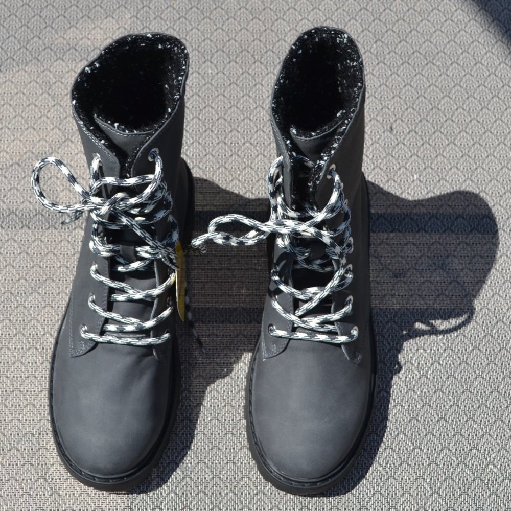NEW Women's SKECHERS Black Memory Foam Boots Hiking Work KNIT BUZZ Size 7.5 - Picture 7 of 9